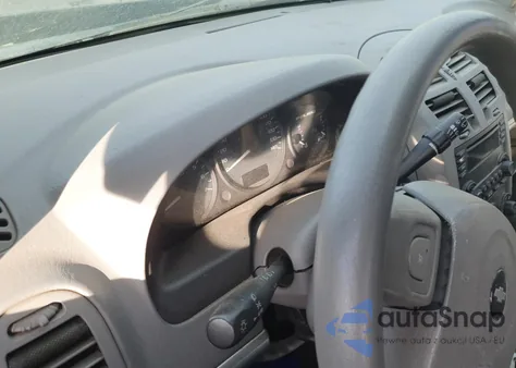 2005 Chevrolet Malibu Maxx Ls z USA, uszkodzony, nr VIN 1G1ZT64875F221593